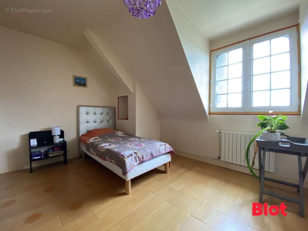 Maison à JANZE