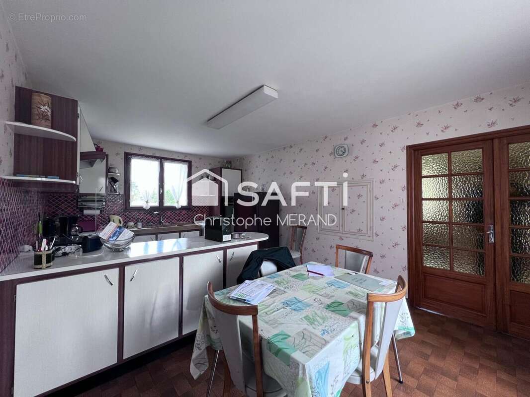 Photo 6 - Maison à LES ORMES