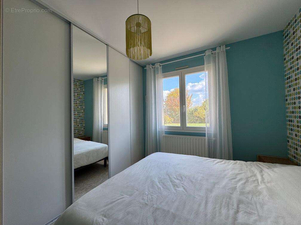   - Maison à SAINT-JACQUES-DE-THOUARS