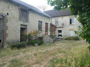 Maison à AUXY