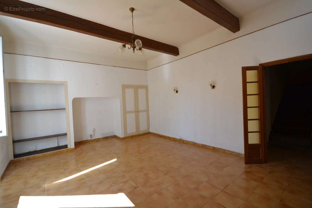 Maison à CABANNES