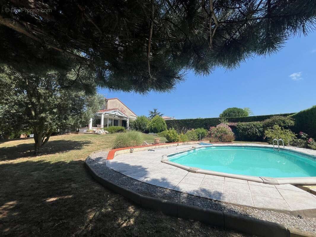 Maison à BAZIEGE