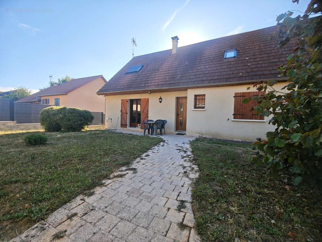 Grande famille, grande passion pour l'espace… cette maison est faite pour vous ! - photo 2