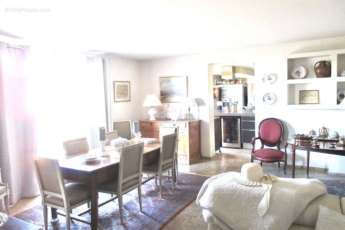 Appartement à MARSEILLE-8E