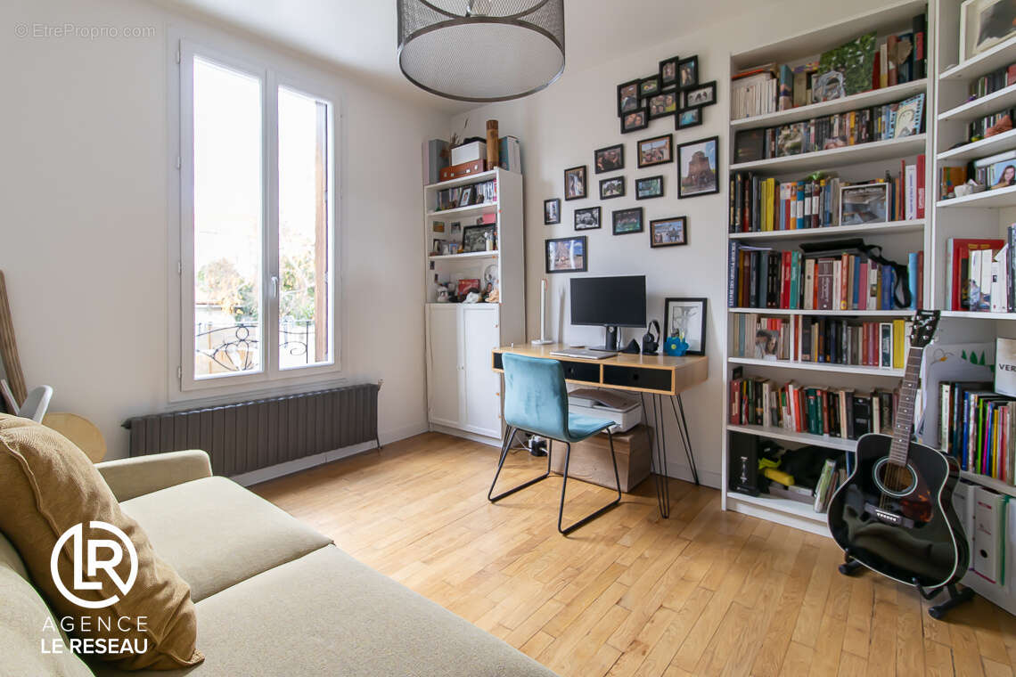 Maison à L'HAY-LES-ROSES