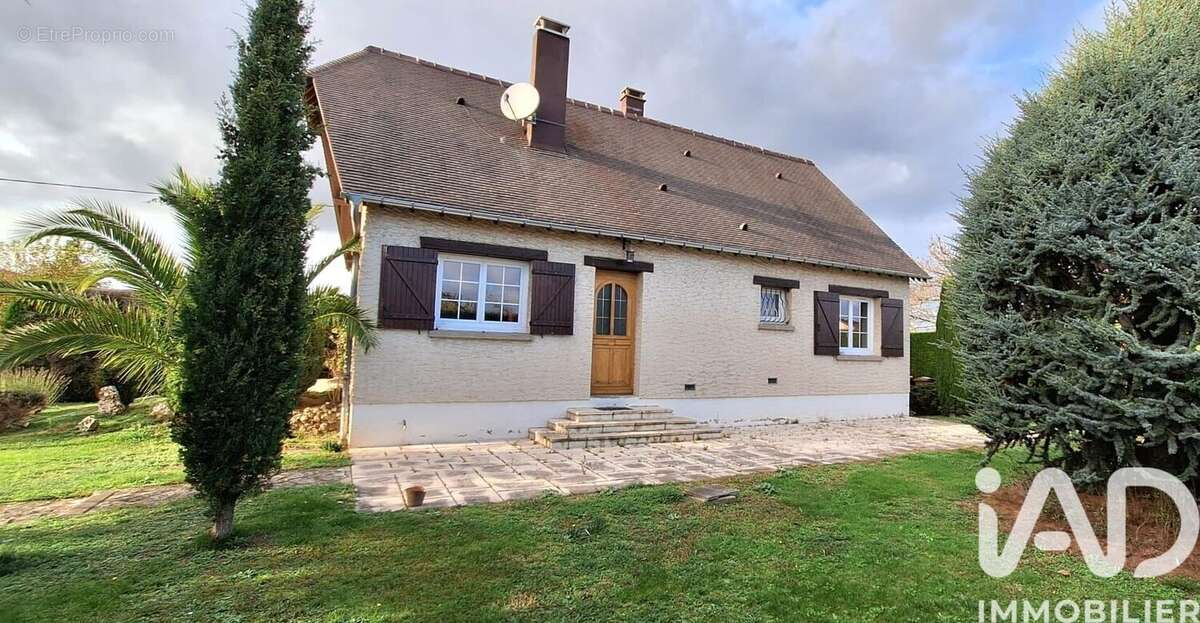 Photo 2 - Maison à COURCELLES-SUR-SEINE