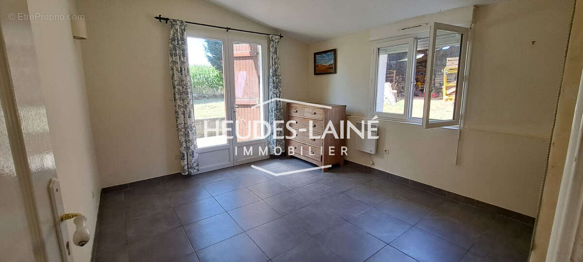 Maison à JUVIGNY-LE-TERTRE