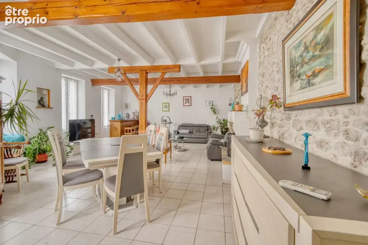 Maison à SAUJON