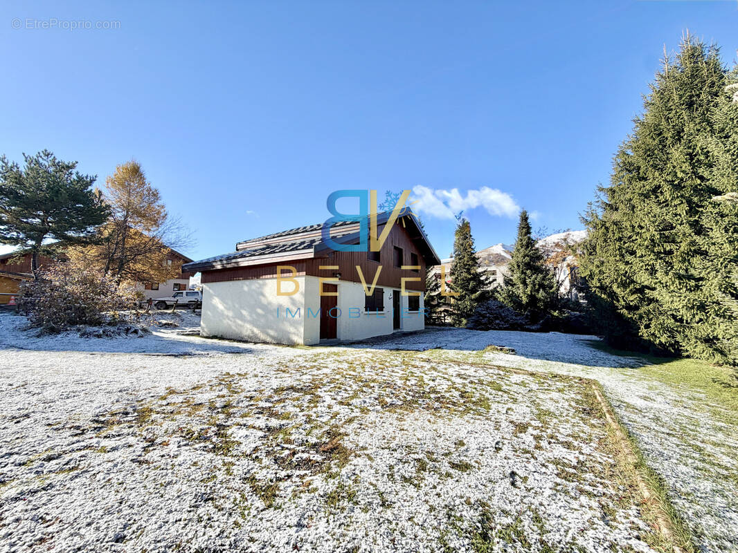(73) la toussuire - rare chalet indépendant avec grand terrain - centre station - photo 7