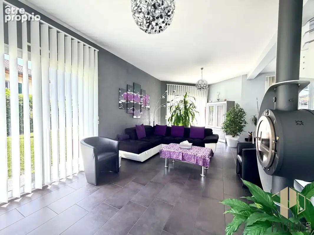 Maison familiale 5 chambres avec jardin et garage à SEGNY   Proche Genève - photo 5