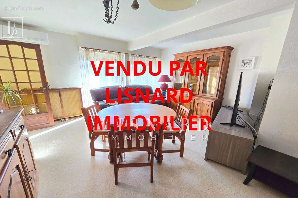 Appartement à VALLAURIS