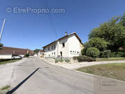 Maison à SCEY-MAISIERES