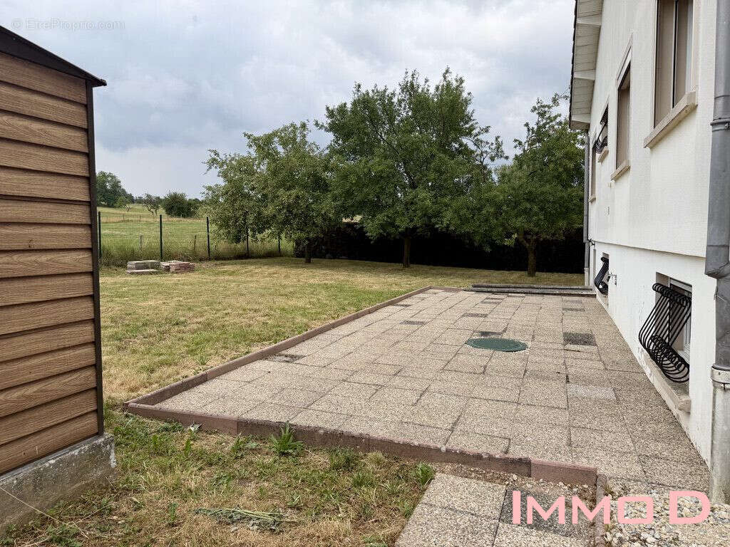 Maison 97 m² à Parey-Sous-Montfort  - photo 4