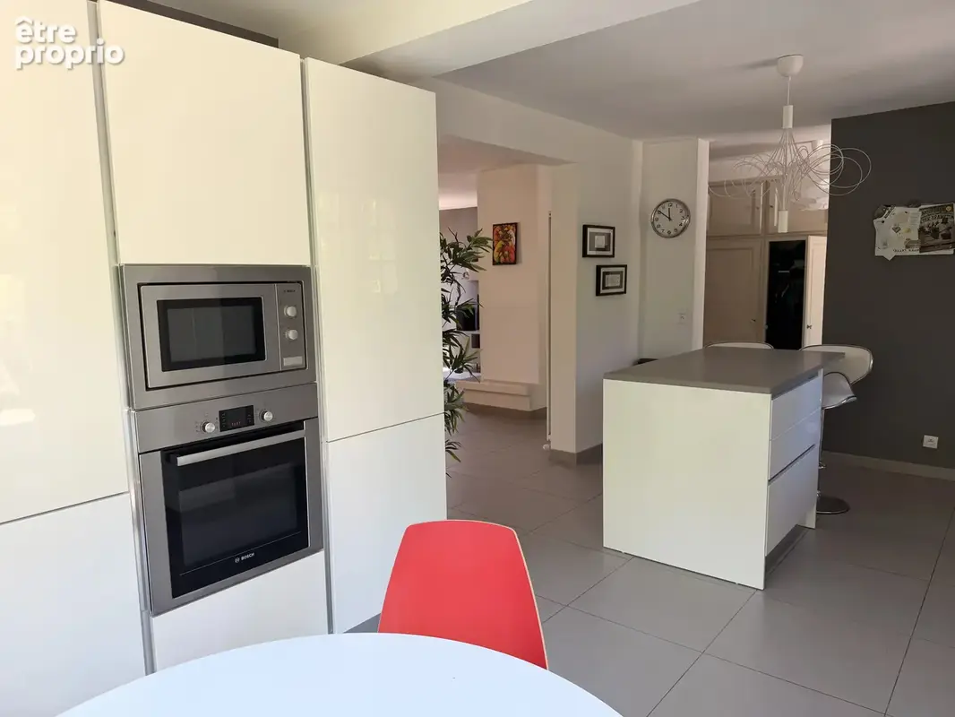 Très agréable villa avec piscine - photo 34