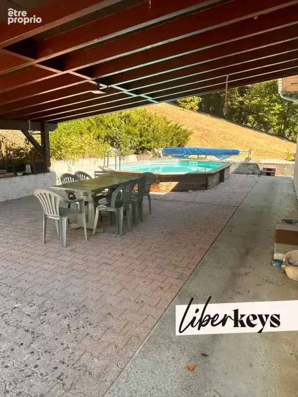 Maison familiale de caractère – 145 m² habitables – 5 chambres – Terrain de 2 690 m² – L'Albenc - photo 2