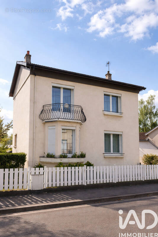 Photo 1 - Maison à NEUVES-MAISONS