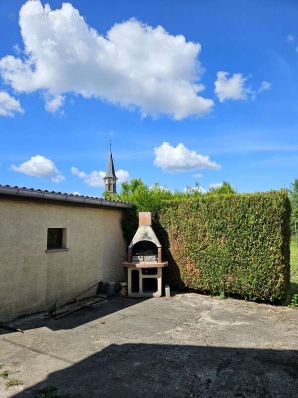 Maison à NOMEXY