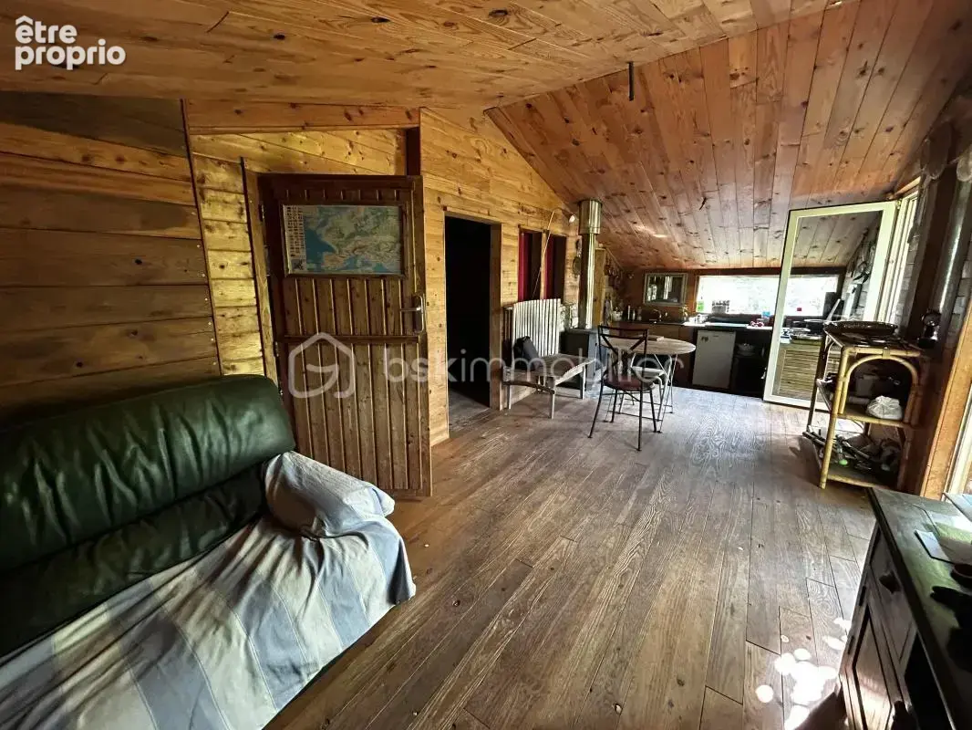Maison en bois sur parcelle de 2,79 ha ! - photo 3