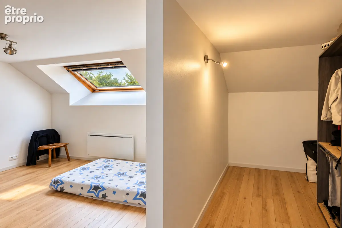 MORBIHAN -  Saint Jean Brevelay - Longère rénovée avec 4 chambres et 906 m2 de jardin - photo 11