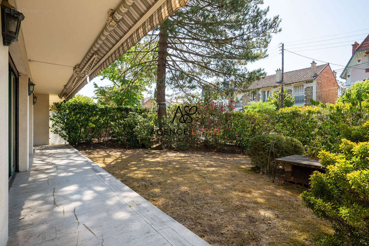 Appartement à LE VESINET