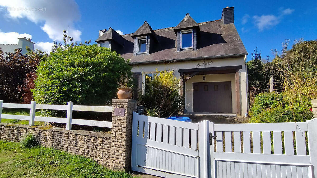 Maison à SAINT-QUAY-PERROS