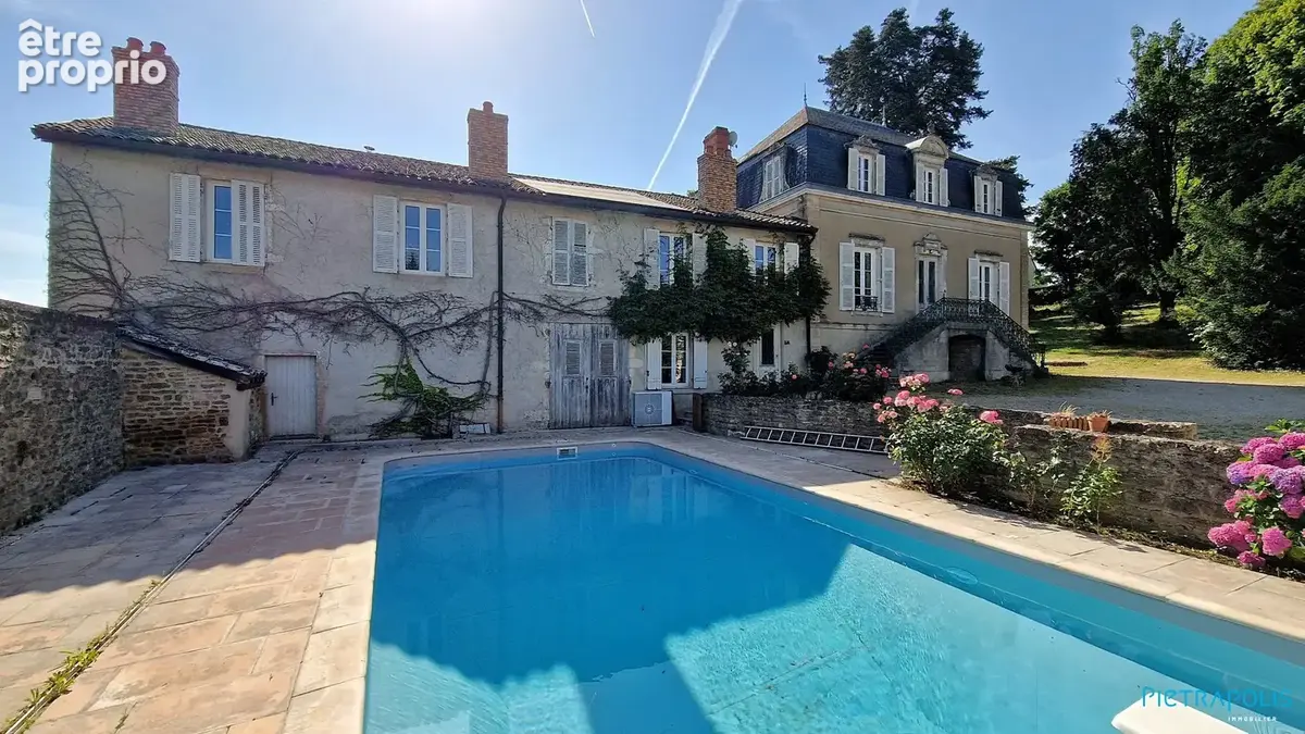 Maison 15 pièces 443 m² à vendre à Buxy (71390) - photo 2