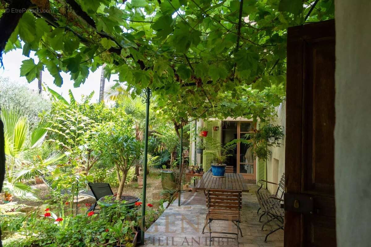 Appartement à ANTIBES