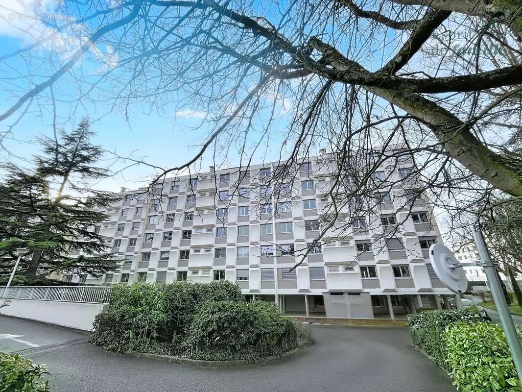 Appartement à CALUIRE-ET-CUIRE