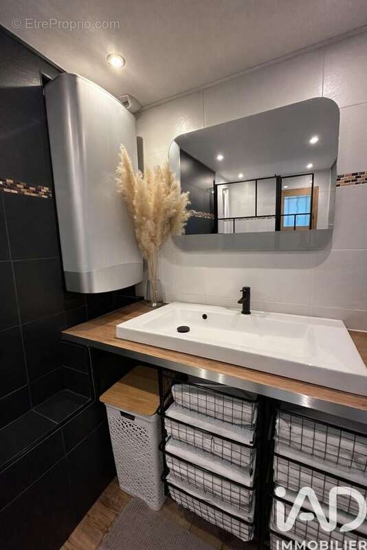Photo 6 - Appartement à ROQUEBRUNE-SUR-ARGENS