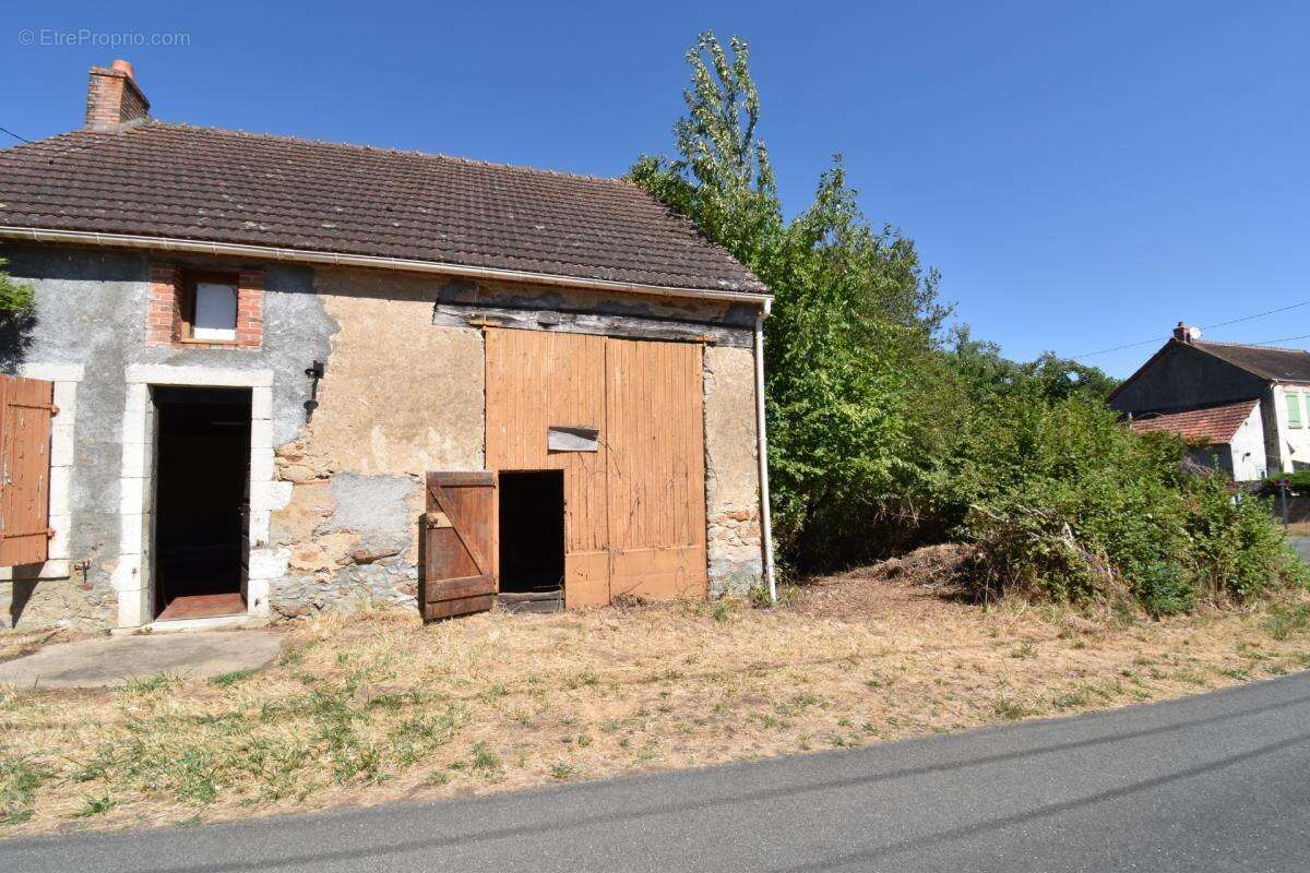 Maison  à rénover, à fort potentiel à la campagne, Montchevrier (36) - photo 8