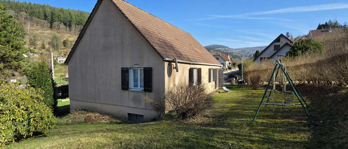 Maison à FOUDAY