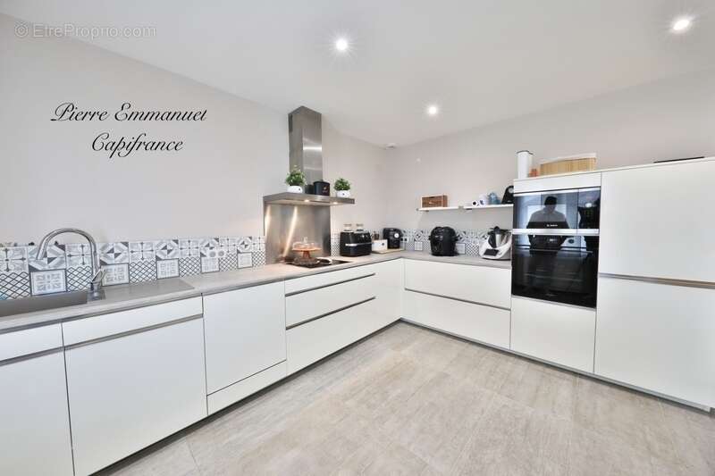 Maison à vendre 10 pièces SAINT AMBREUIL (71) - photo 4