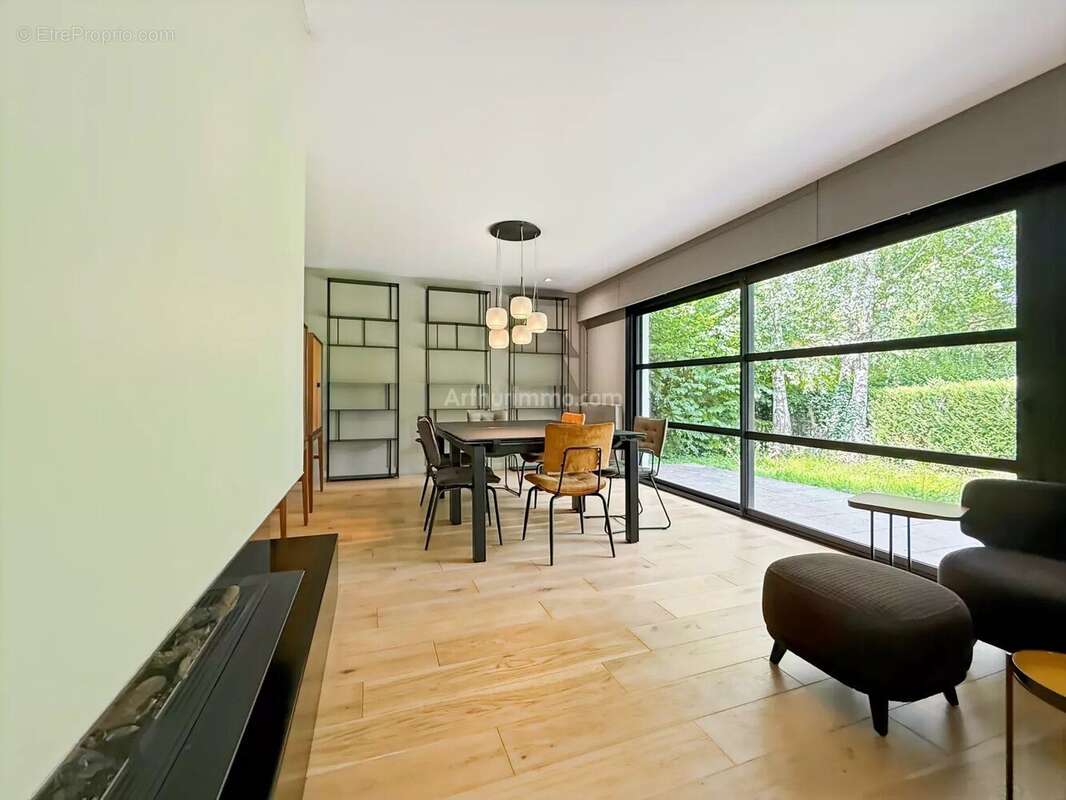 Maison à THORIGNY-SUR-MARNE