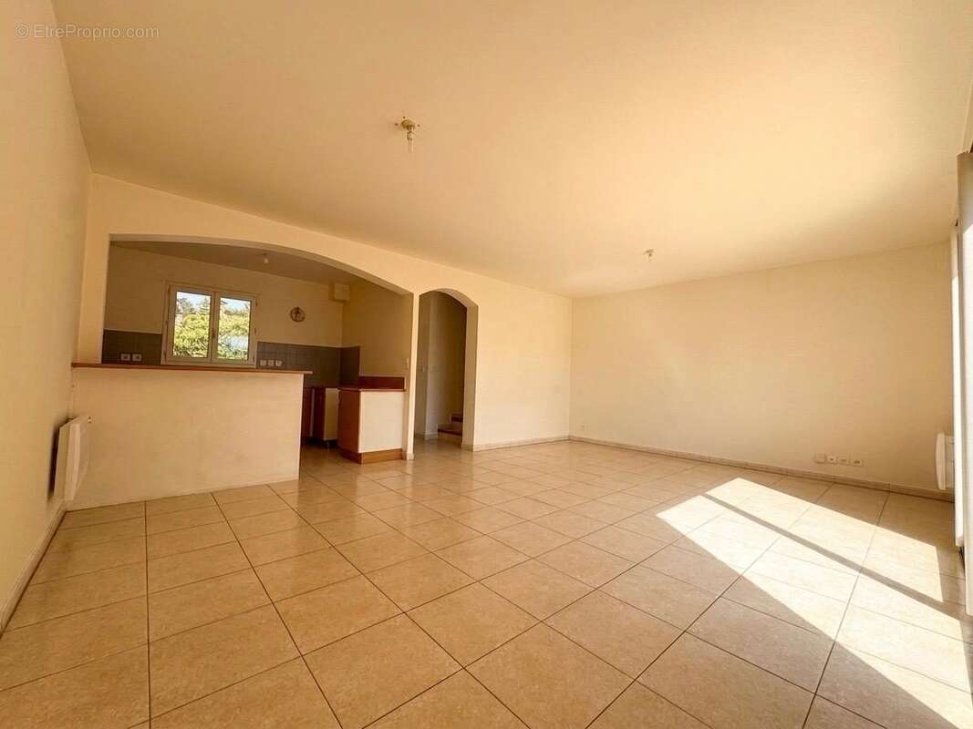 Maison à ROCHEFORT-DU-GARD