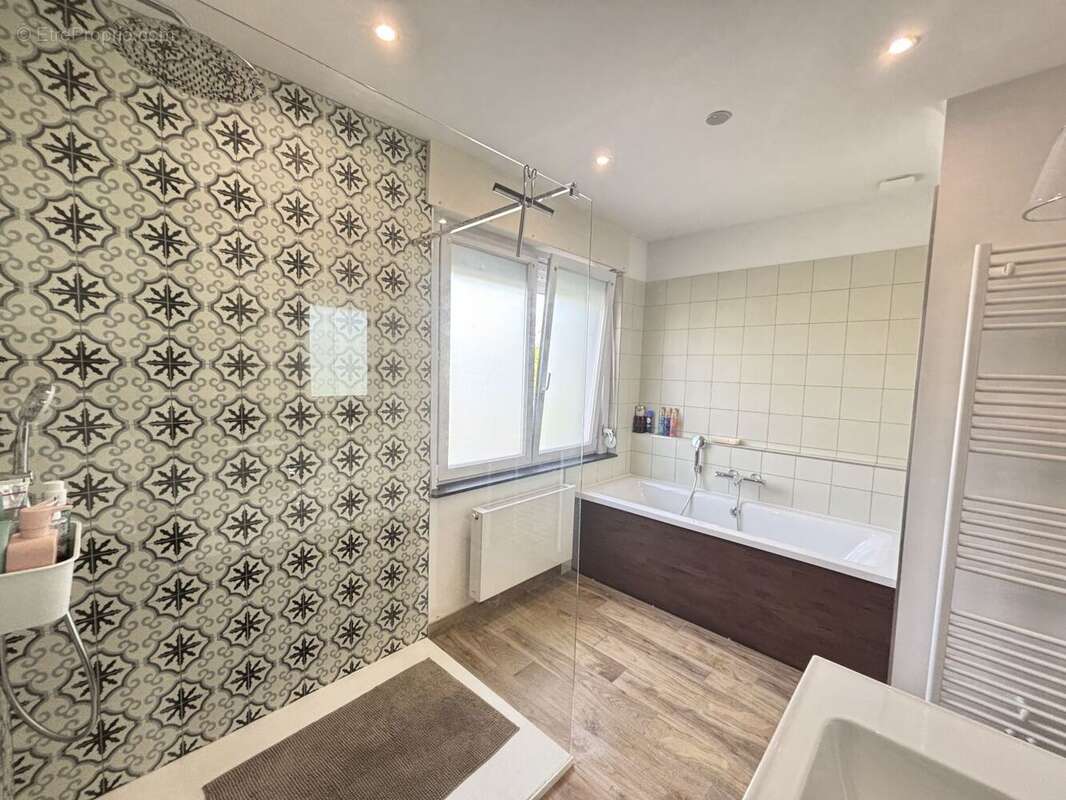 Maison à LYS-LEZ-LANNOY