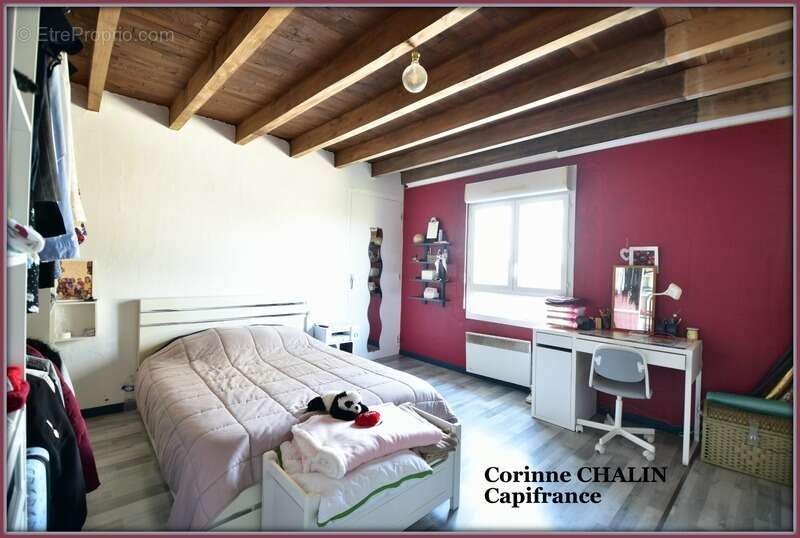 Maison à vendre 5 pièces MONTCOMBROUX LES MINES (03) - photo 6