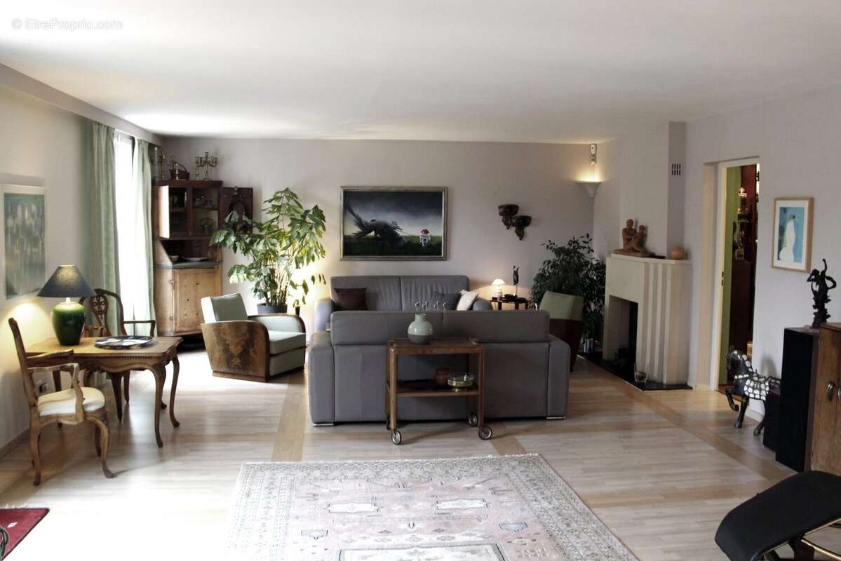 Maison à SAINT-REMY-L&#039;HONORE