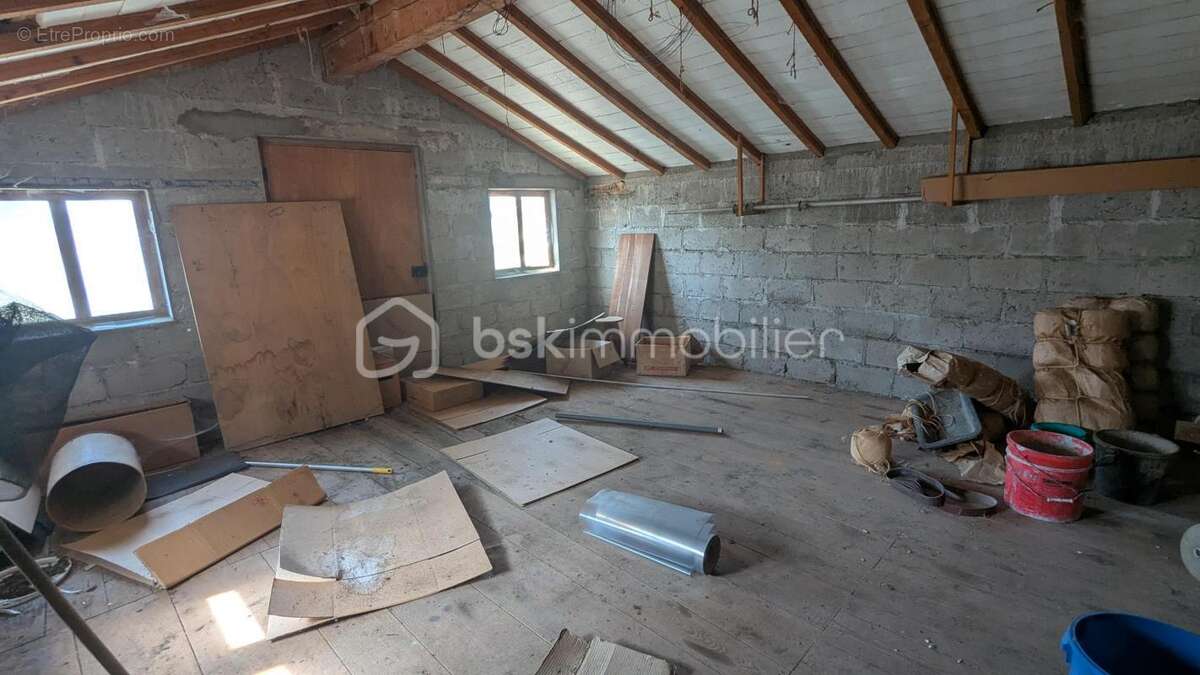 Appartement à SALT-EN-DONZY