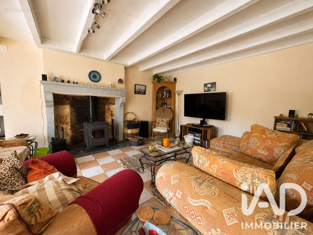 Maison 107 m² à La Jaudonniere  - photo 4