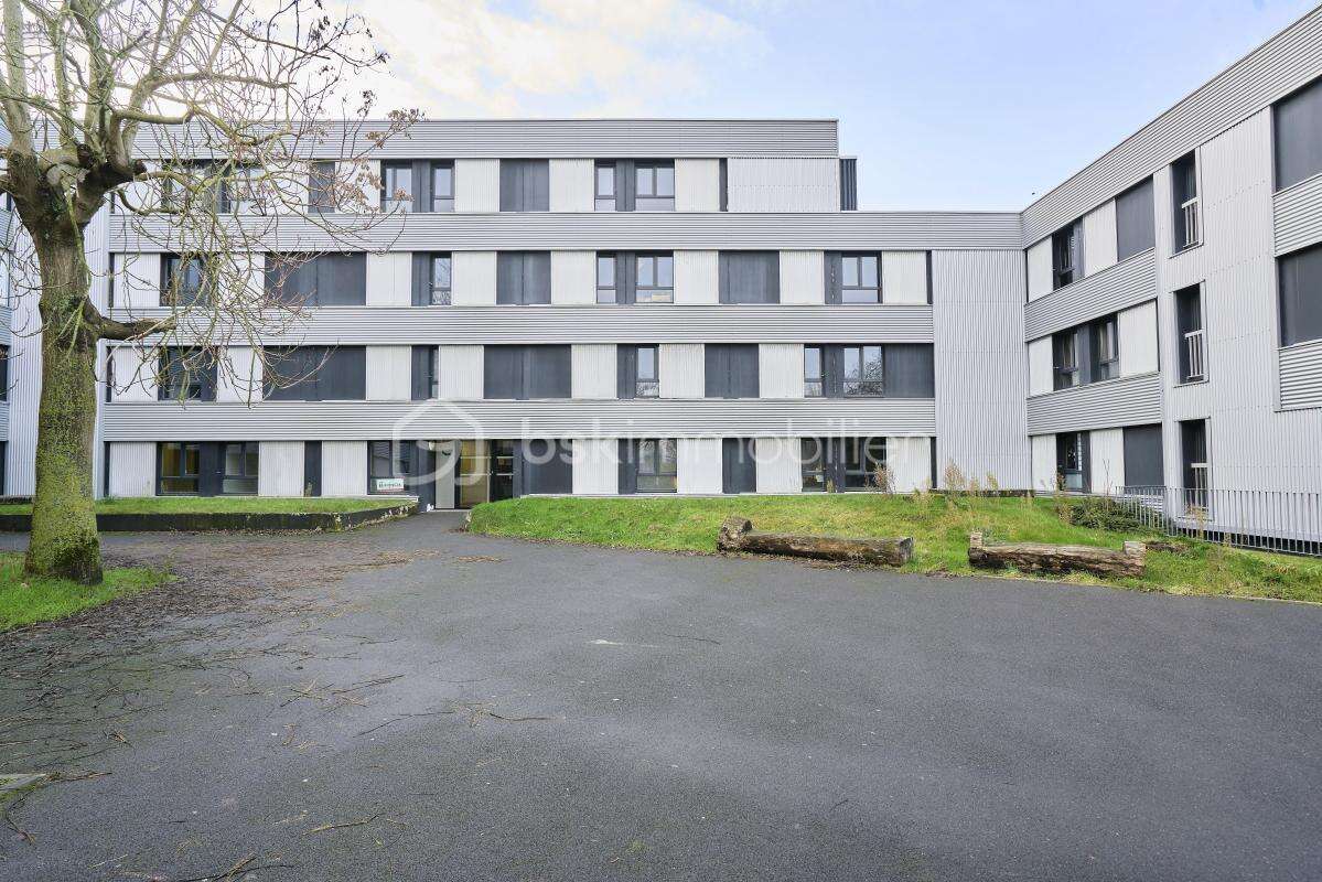 INVESTISSEMENT CLÉ EN MAIN – Rentabilité brute jusqu'à 7,50 %* – T1 bis rénové avec parking privatif - photo 5