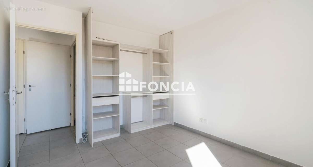 Appartement à MARSEILLE-10E