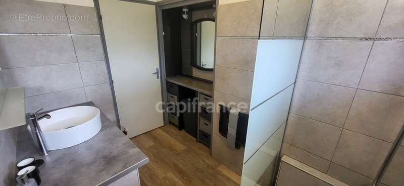 Maison à SANTA-LUCIA-DI-MORIANI