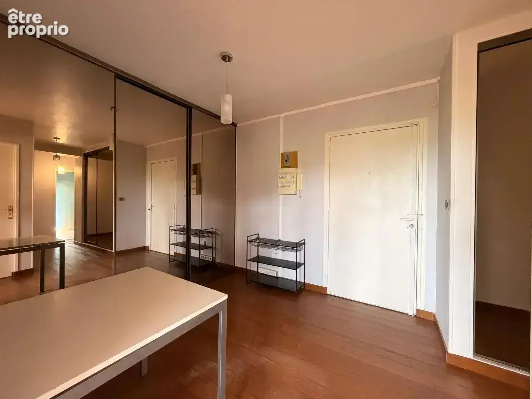 Compiègne – 5 pièces lumineux avec balcon, parking & cave - photo 18