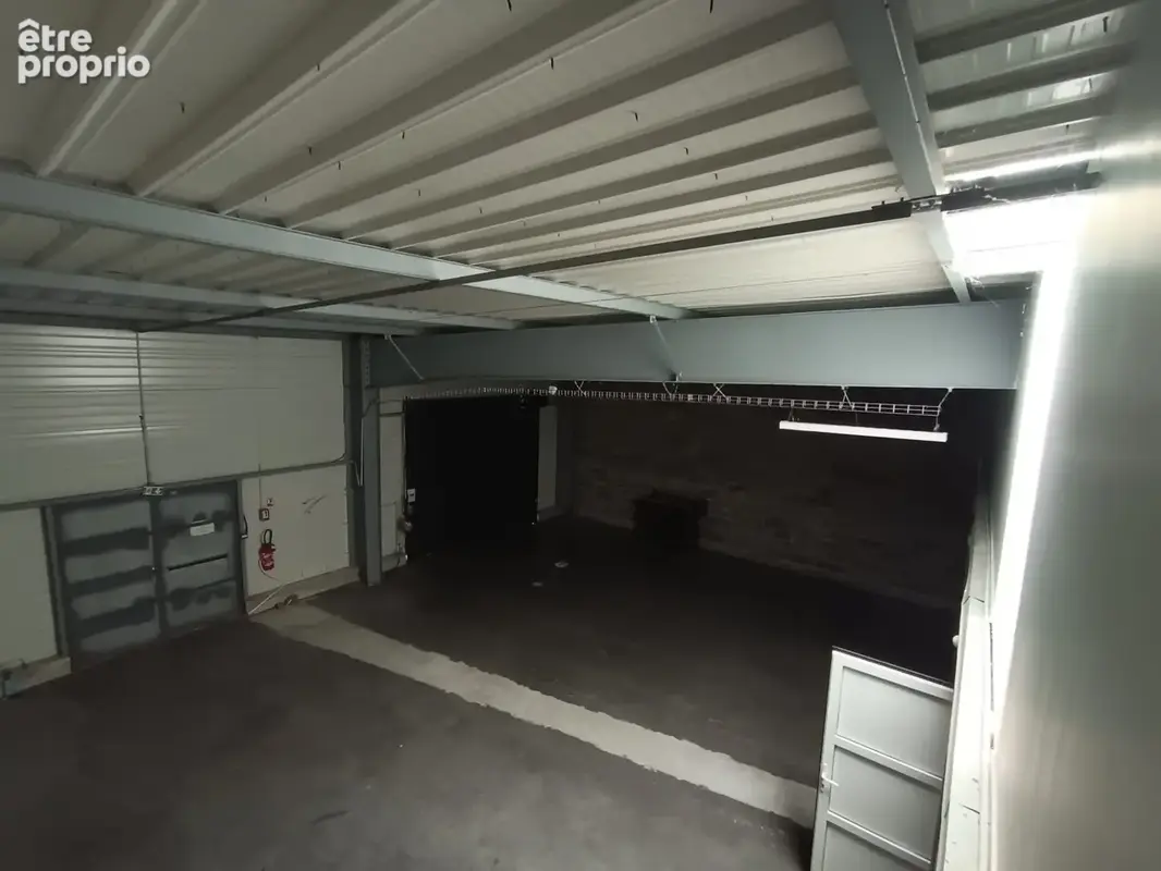 Commerce 300 m² à Joue-Les-Tours  - photo 7