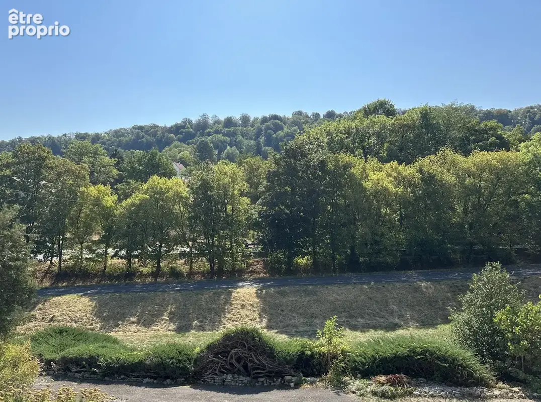 Maison familiale des années 70 avec sous-sol complet et beau potentiel - photo 17