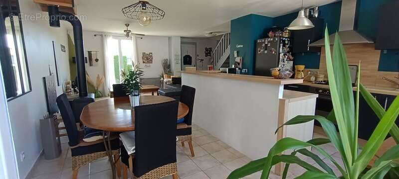 Maison à SAINT-SULPICE