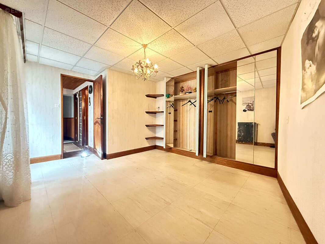 Maison à ROSIERES-AUX-SALINES