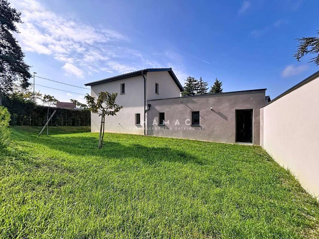 Maison à TASSIN-LA-DEMI-LUNE