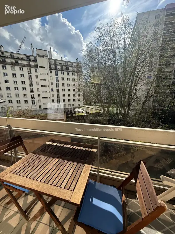Appartement à PARIS-12E