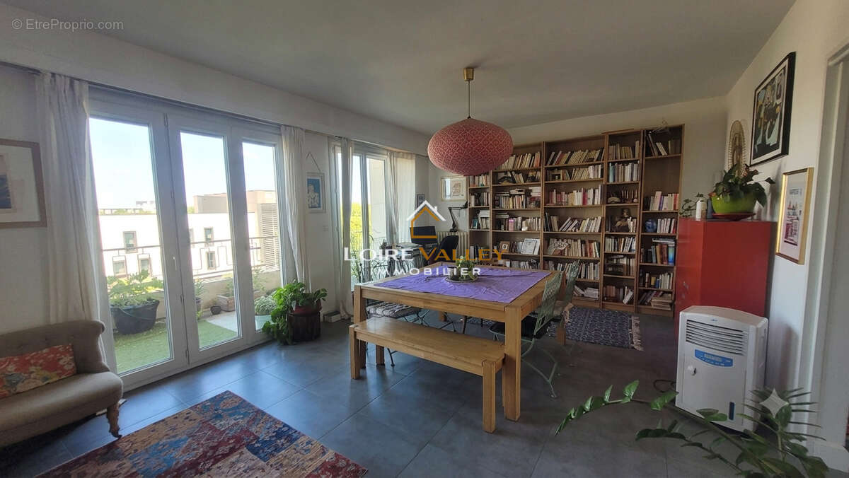 Appartement rénové Madeleine St Léonard les Justices - photo 2